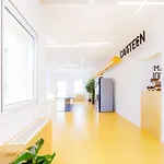Auberge de jeunesse Nomad *