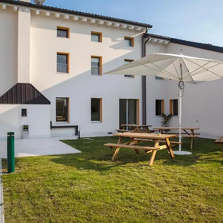 Nomad 旅馆 特雷维索