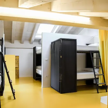 Nomad トレヴィーゾ