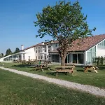 Hostel Nomad *