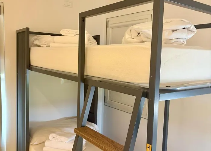 Hostel Nomad Τρεβίζο